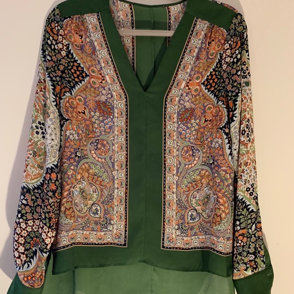 BCBG top - Picture 5 of 7